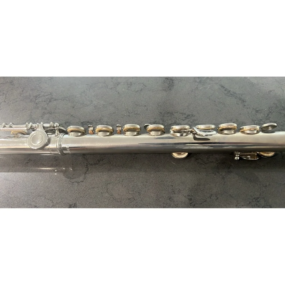 Vintage Bundy Flute Silver Plated Model # 480950 26 Inches No Case